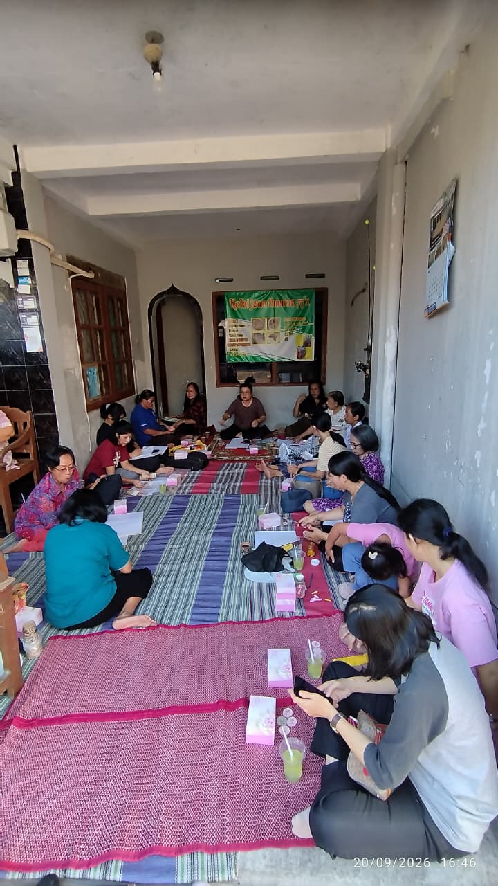Kebersamaan umat Lingkungan St. Gregorius