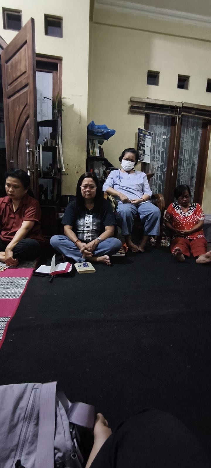 Doa bersama umat Lingkungan St. Gregorius